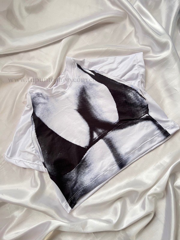 BLUSA SILUETAS