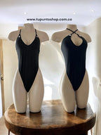 Body obsession + minifalda