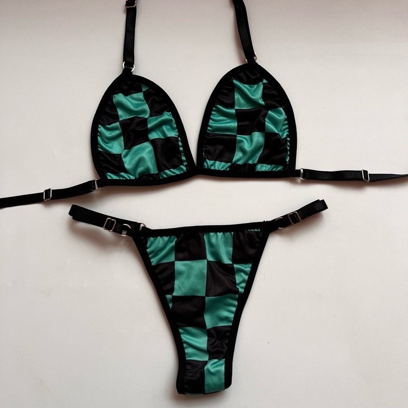 BIKINI TANJIRO